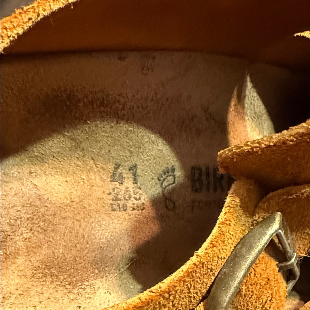 Birkenstock Women's Shoes in Warm Tan Suede - Picture 4 of 4